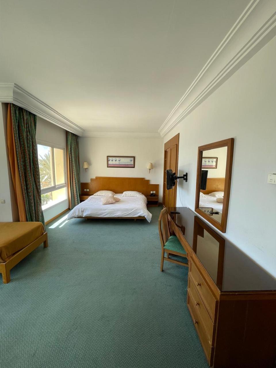 Marina Palace Hotel 4*