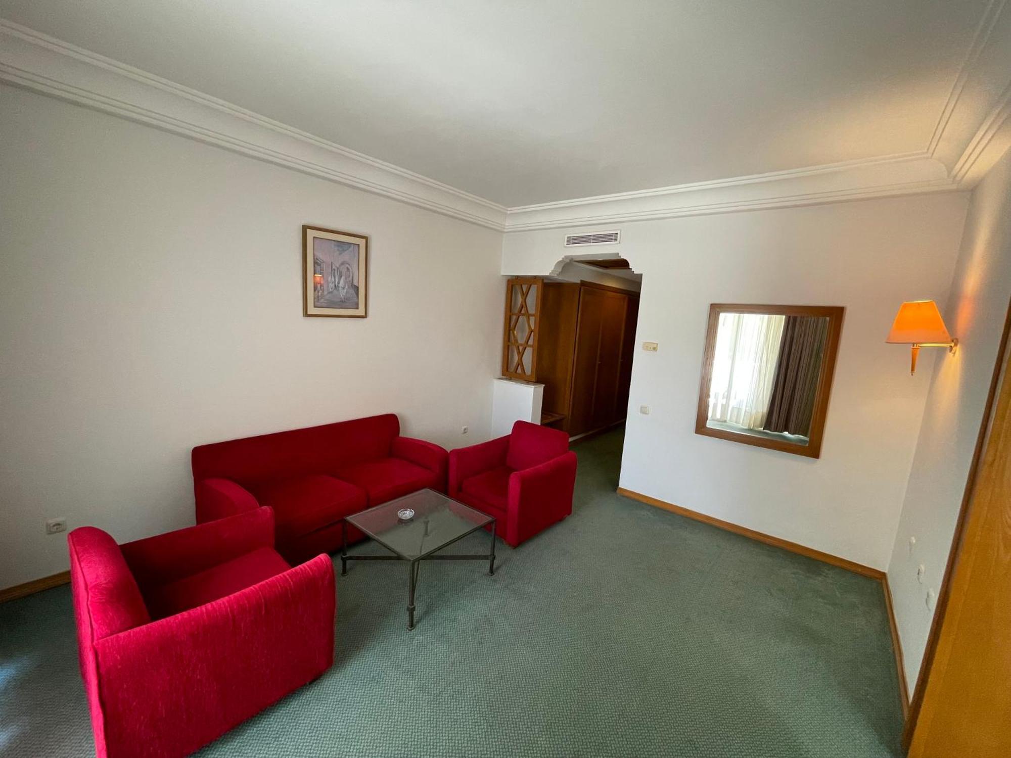 Marina Palace Hotel 4*
