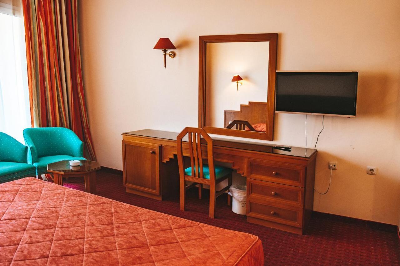Marina Palace Hotel 4*