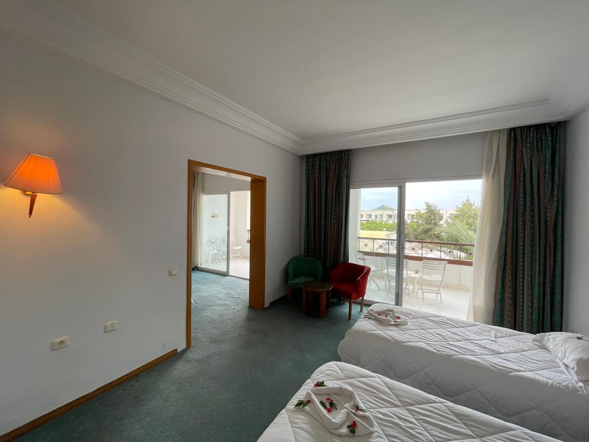 Marina Palace Hotel 4*