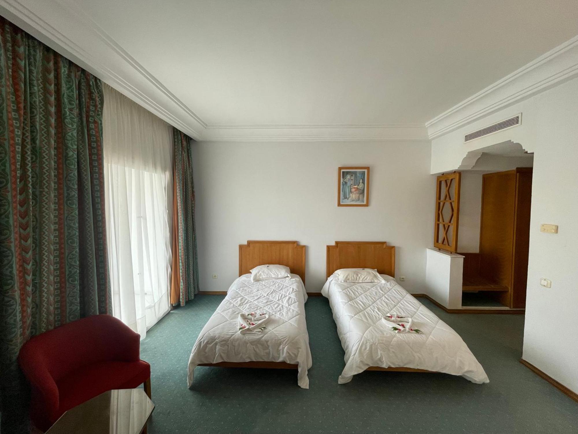 Marina Palace 4* Yasmine
