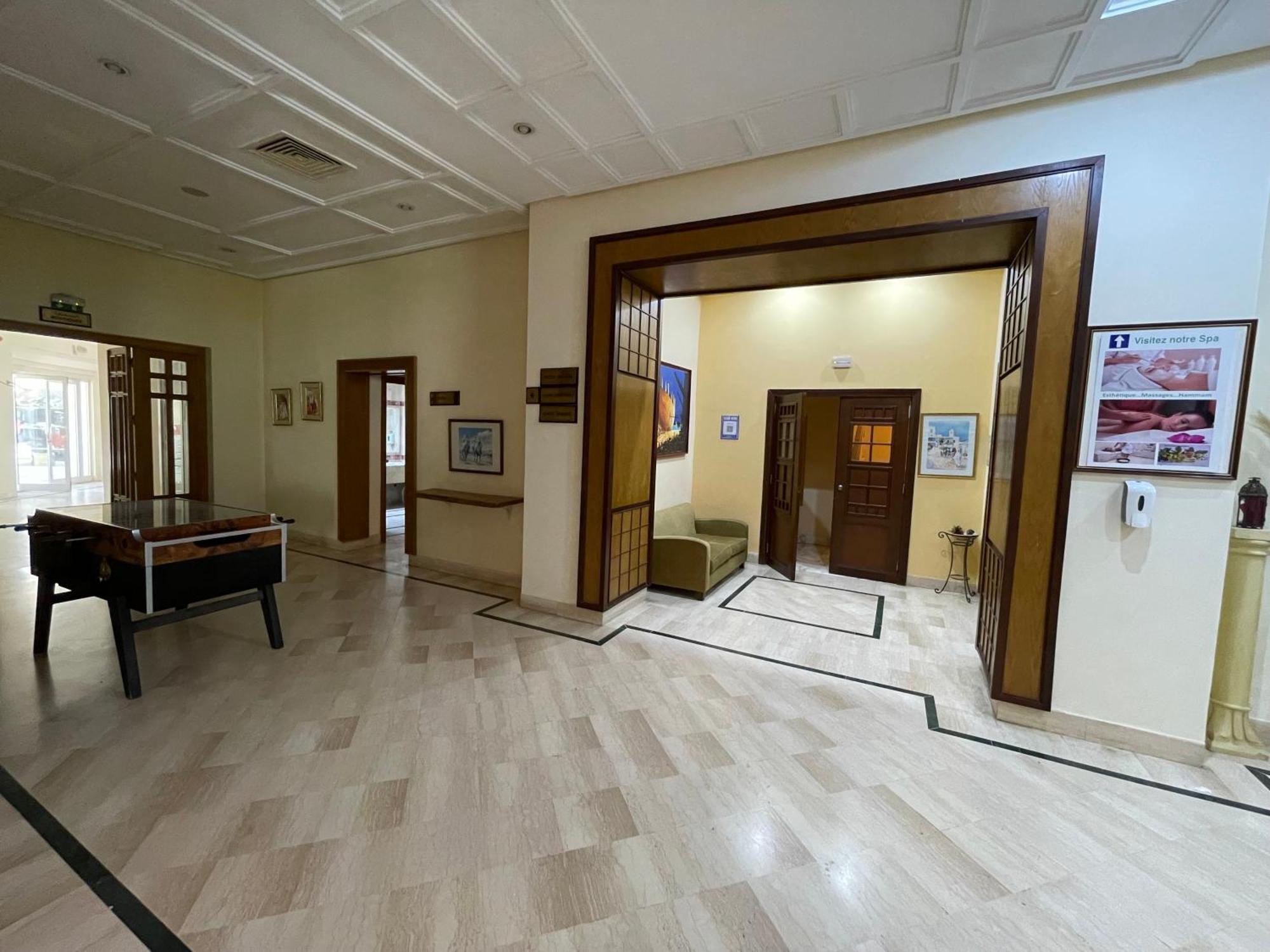 Marina Palace Hotel